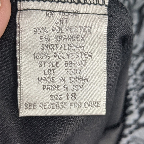 Pride and Joy Skirt size 18 - Picture 3 of 3